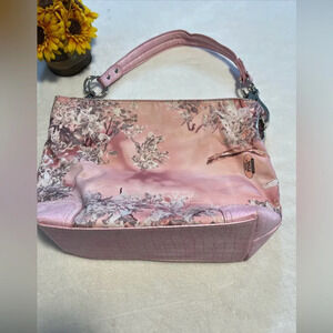 Kings Pink Shadow Shoulder Bag